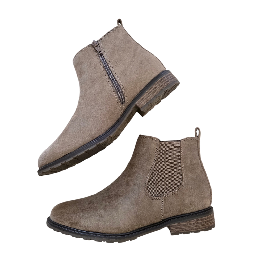 NEW! Taupe Sonoma Brantlee Chelsea boots